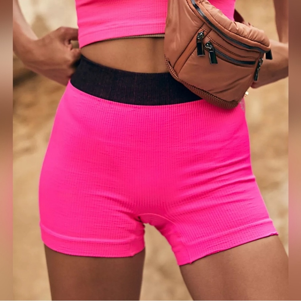 FREE PEOPLE NWOT Prajna Hot Pink & Black Ribbed High Waist Biker Shorts | MD/LG